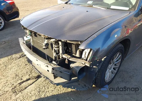 2014 Chrysler 300 from USA, damaged, VIN 2C3CCAAG7EH301572